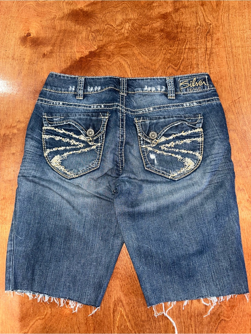 Silver Jeans Suki Surplus Bootcut Cutoff Jorts
